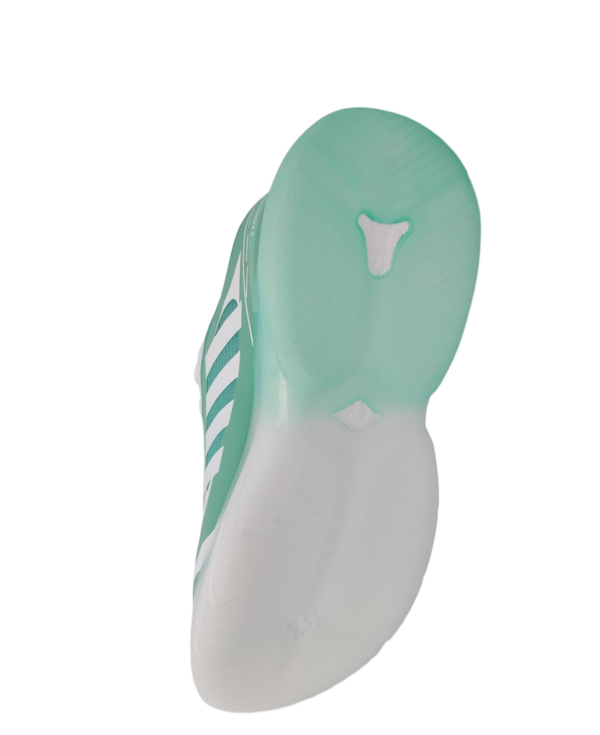 Sport shoes